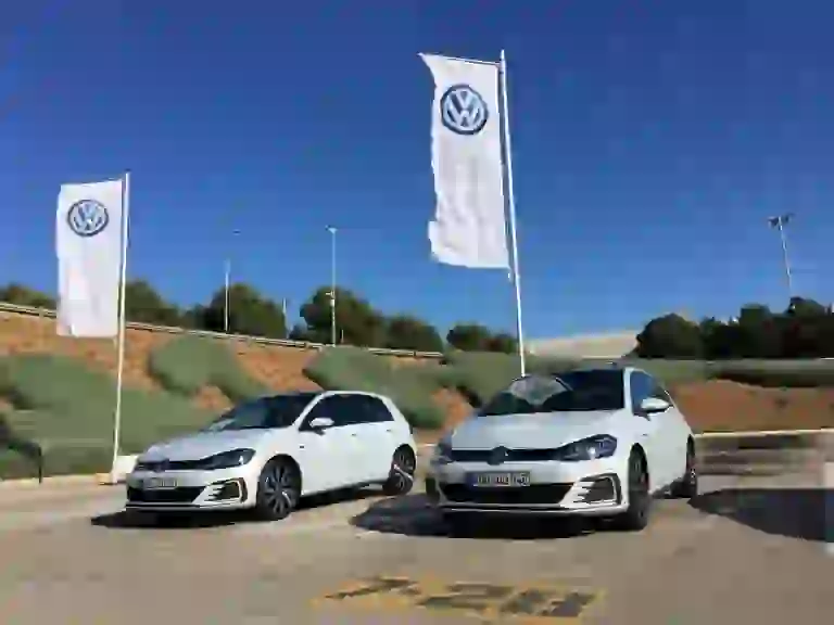 Volkswagen Golf MY 2017 - Prova di e-Golf, GTE, GTI Performance e R - 1
