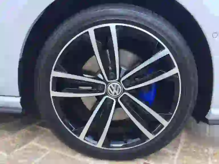 Volkswagen Golf MY 2017 - Prova di e-Golf, GTE, GTI Performance e R - 48