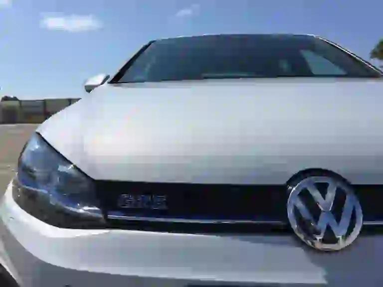 Volkswagen Golf MY 2017 - Prova di e-Golf, GTE, GTI Performance e R - 80