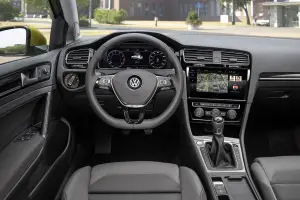 Volkswagen Golf MY 2017 - 11