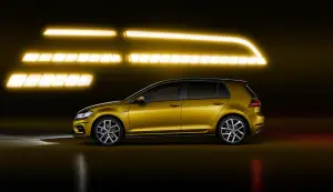 Volkswagen Golf MY 2017 - 24