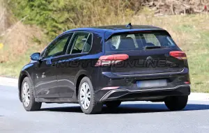 Volkswagen Golf MY 2020 - Foto spia 29-04-2019 - 10