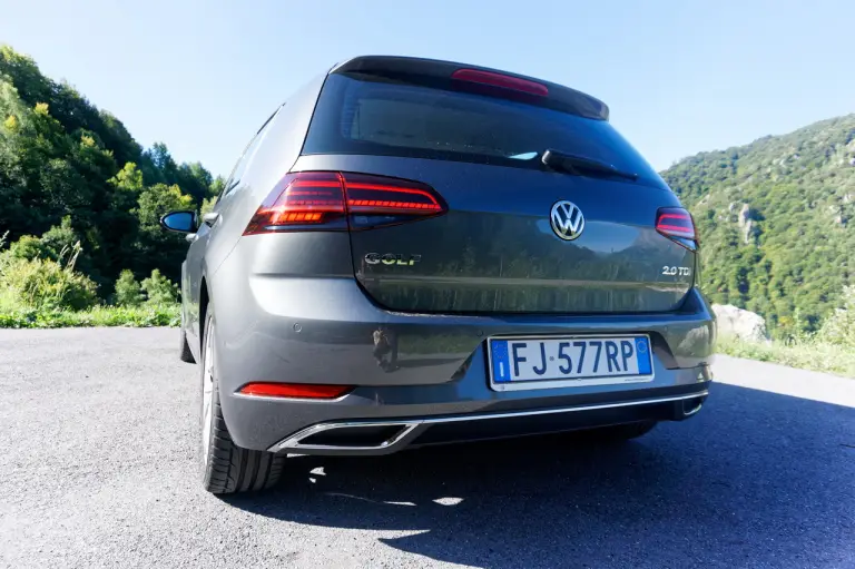 Volkswagen Golf - Prova su strada 2017 - 25