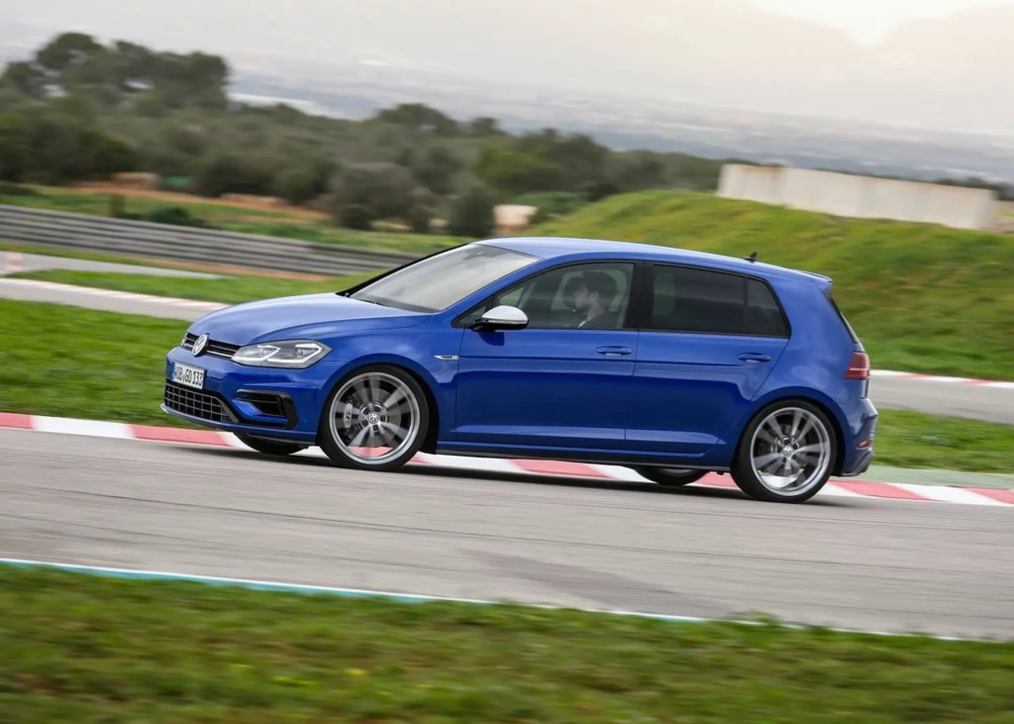 Volkswagen Golf R 2017 - 6