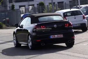 Volkswagen Golf R Cabriolet foto spia agosto 2012 - 6