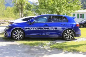 Volkswagen Golf R - Foto spia 1-7-2020