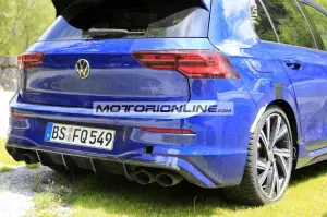 Volkswagen Golf R - Foto spia 1-7-2020