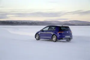 Volkswagen Golf R - Foto ufficiali - 1