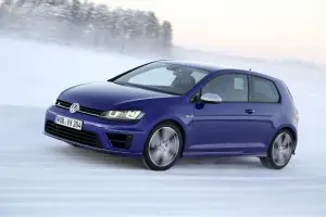 Volkswagen Golf R - Foto ufficiali - 17