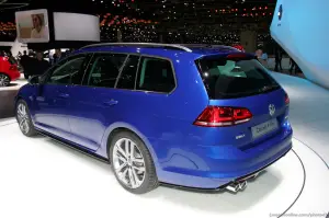 Volkswagen Golf R Line - Salone di Ginevra 2013 - 3