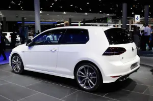 Volkswagen Golf R (live) - Salone di Francoforte 2013 - 8