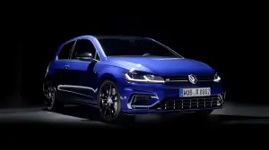 Volkswagen Golf R Performance Package 