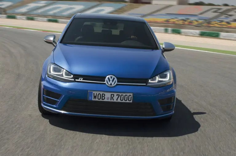 Volkswagen Golf R - Salone di Francoforte 2013 - 19