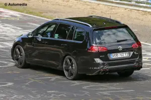 Volkswagen Golf R station wagon 2015 - Foto spia 23-05-2014 - 5