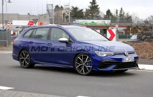 Volkswagen Golf R Variant 2021 - Foto spia 23-03-2021 - 2