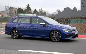 Volkswagen Golf R Variant 2021 - Foto spia 23-03-2021 - 5