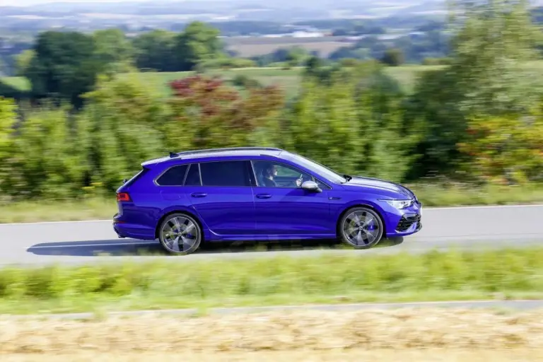 Volkswagen Golf R Variant 2022 - gallery - 6