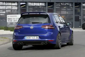 Volkswagen Golf R400 - Foto spia 20-05-2015