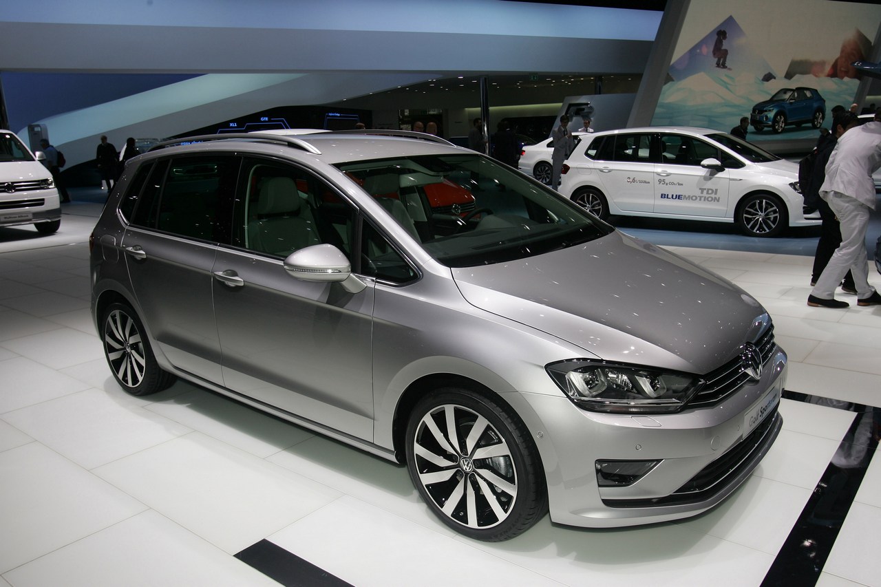 Volkswagen Golf Sportsvan - Salone di Ginevra 2014