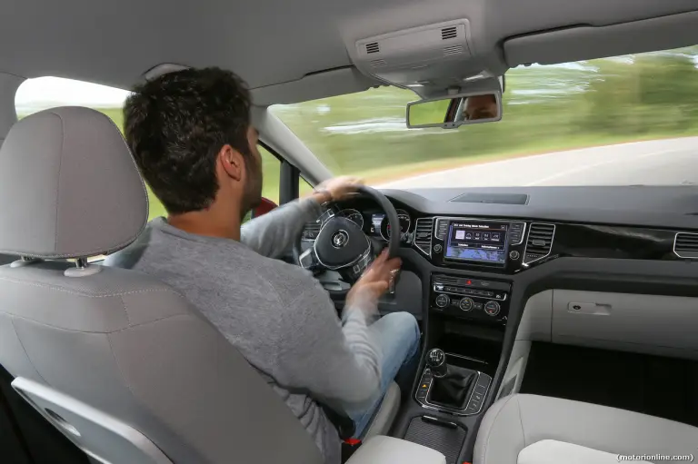 Volkswagen Golf Sportsvan - Test Drive - 70