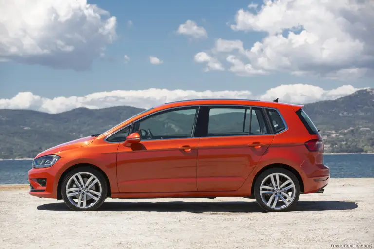 Volkswagen Golf Sportsvan - Test Drive - 76