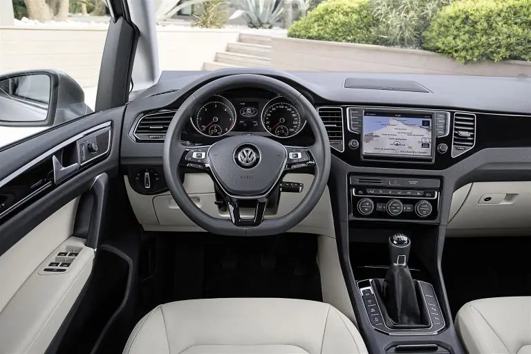 Volkswagen Golf Sportsvan - 9
