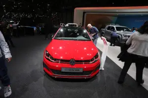Volkswagen Golf TCI TCR - Salone di Ginevra 2019 - 3