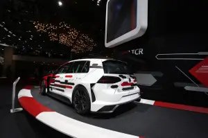 Volkswagen Golf TCR - Salone di Ginevra 2018