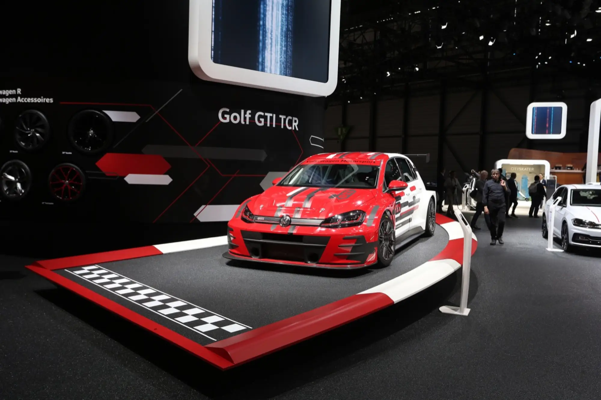 Volkswagen Golf TCR - Salone di Ginevra 2018 - 5