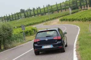 Volkswagen Golf TGI a metano - Prova su strada (2014)