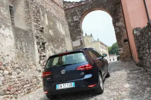 Volkswagen Golf TGI a metano - Prova su strada (2014)