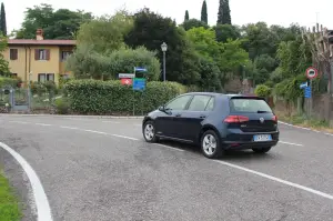 Volkswagen Golf TGI a metano - Prova su strada (2014)