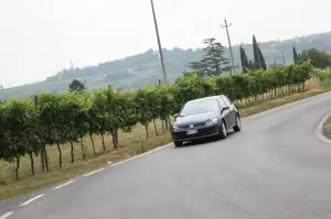 Volkswagen Golf TGI a metano - Prova su strada (2014)