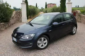 Volkswagen Golf TGI a metano - Prova su strada (2014)