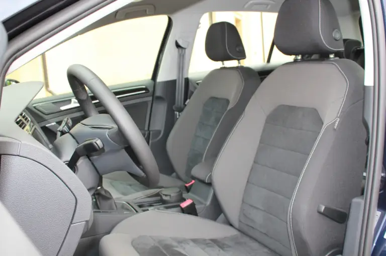 Volkswagen Golf TGI - Prova su Strada (2015) - 13