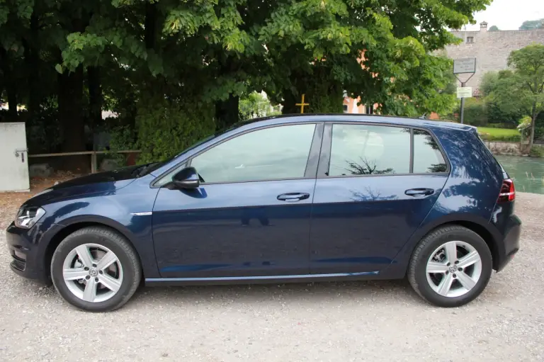 Volkswagen Golf TGI - Prova su Strada (2015) - 9