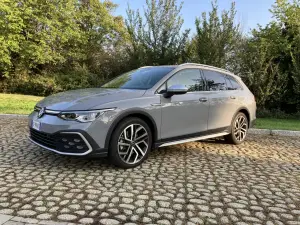 Volkswagen Golf Variant 2022 - Come va