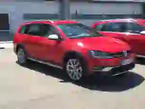 Volkswagen Golf Variant Alltrack, GTD, R: primo contatto - 28