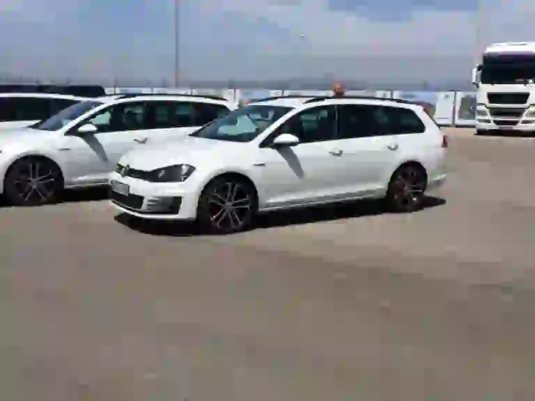 Volkswagen Golf Variant Alltrack, GTD, R: primo contatto - 29