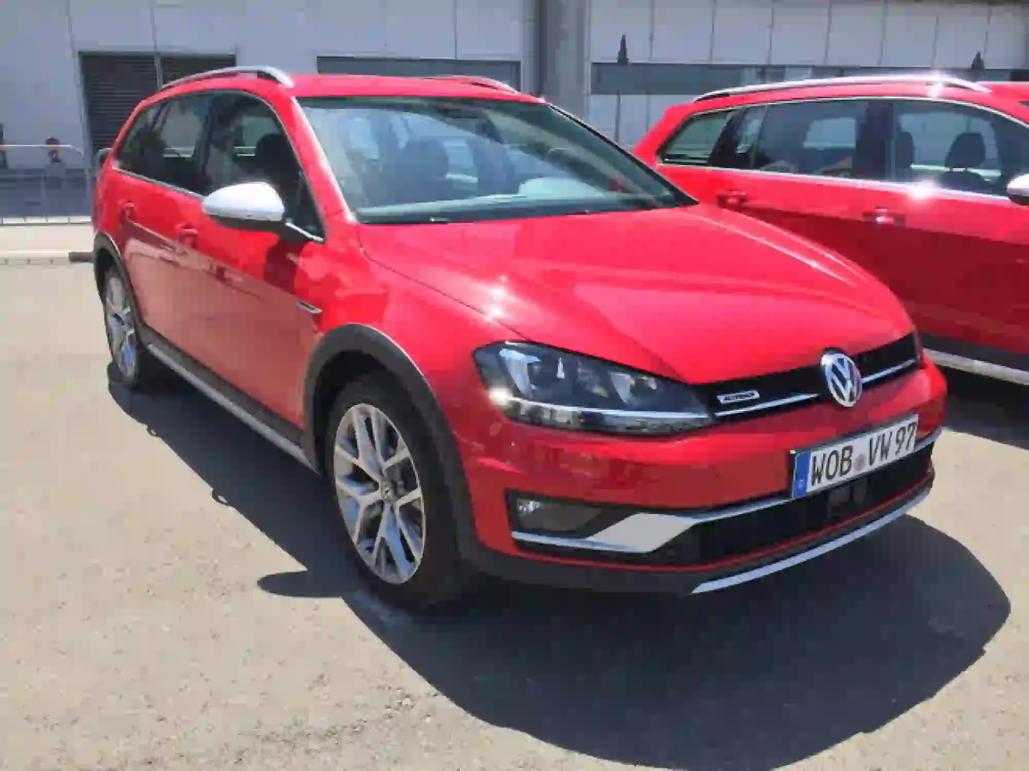 Volkswagen Golf Variant Alltrack, GTD, R: primo contatto - 40