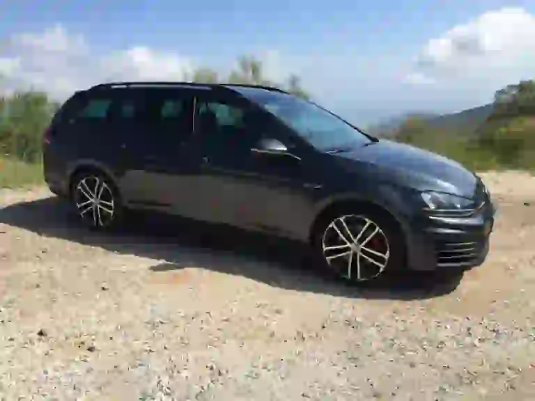 Volkswagen Golf Variant Alltrack, GTD, R: primo contatto - 43