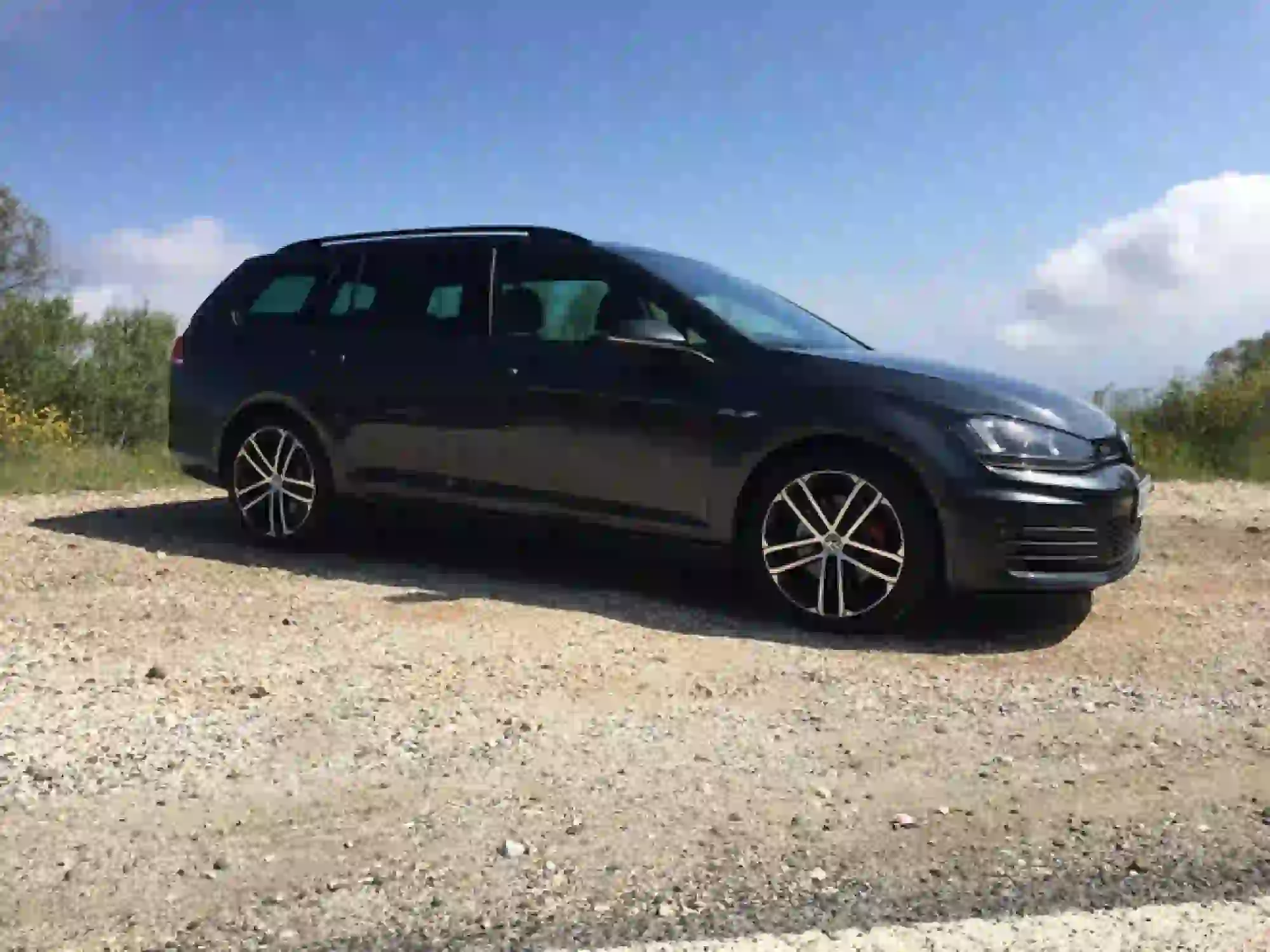 Volkswagen Golf Variant Alltrack, GTD, R: primo contatto - 44