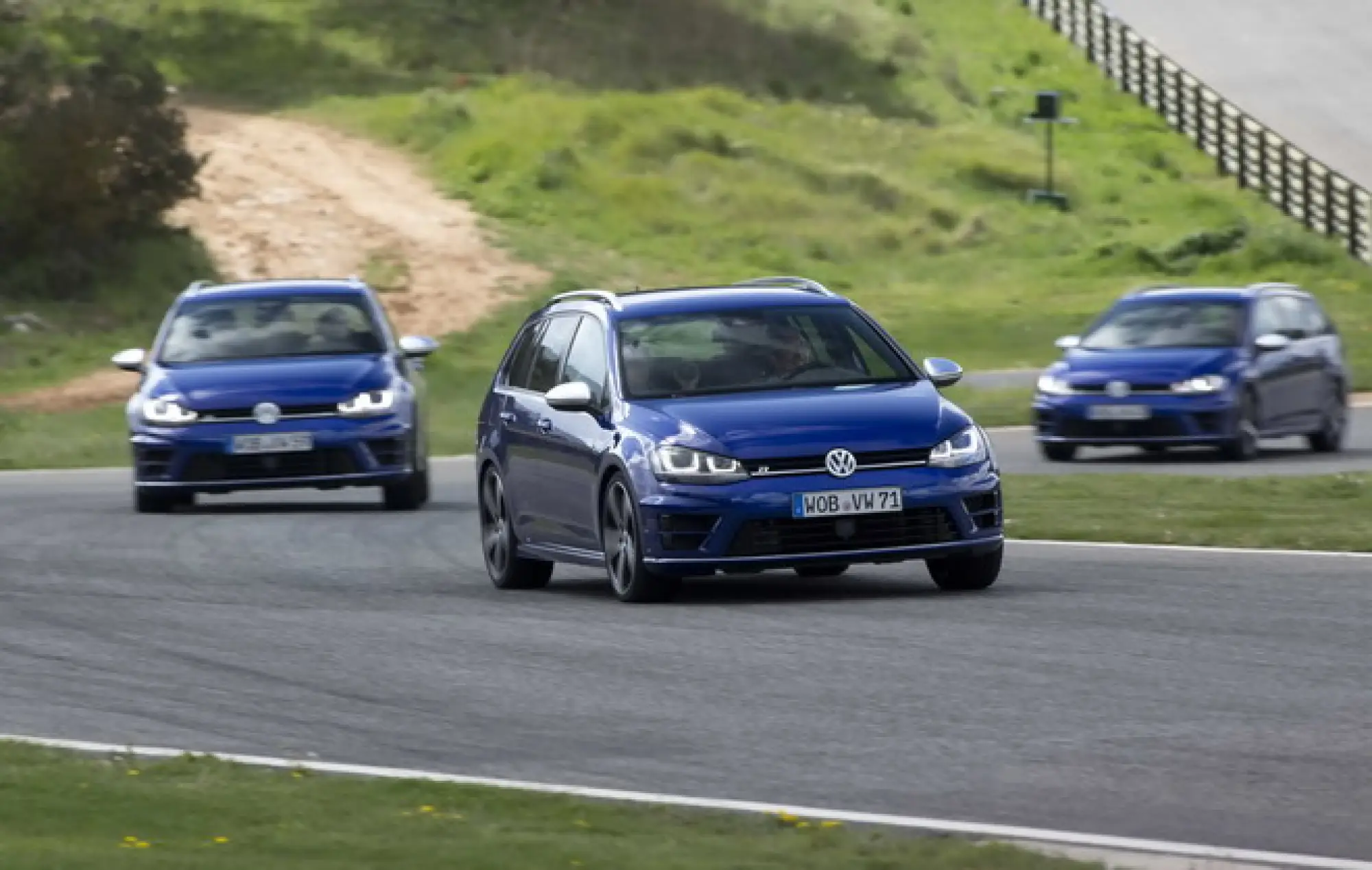 Volkswagen Golf Variant Alltrack, GTD, R: primo contatto - 21