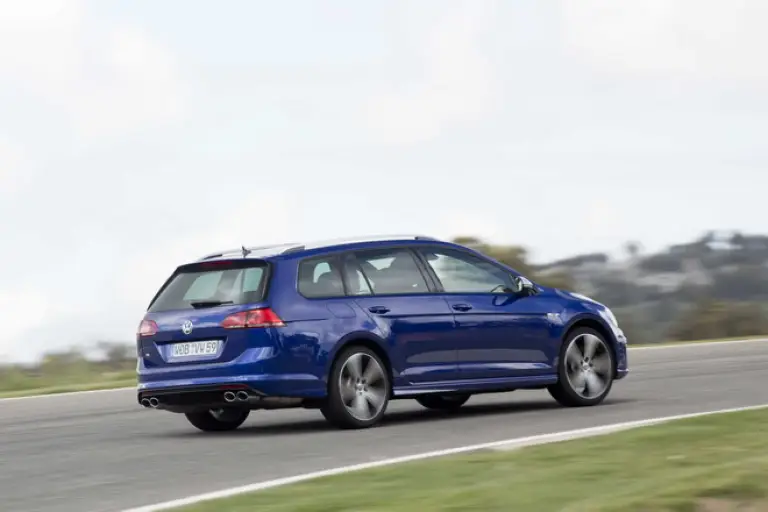 Volkswagen Golf Variant Alltrack, GTD, R: primo contatto - 25