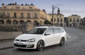 Volkswagen Golf Variant Alltrack, GTD, R: primo contatto - 80