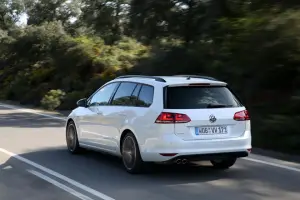 Volkswagen Golf Variant Alltrack, GTD, R: primo contatto - 125