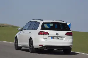 Volkswagen Golf Variant Alltrack, GTD, R: primo contatto - 127