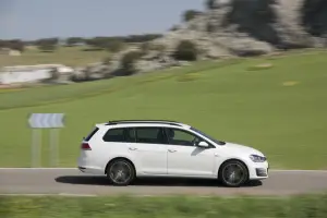 Volkswagen Golf Variant Alltrack, GTD, R: primo contatto - 132