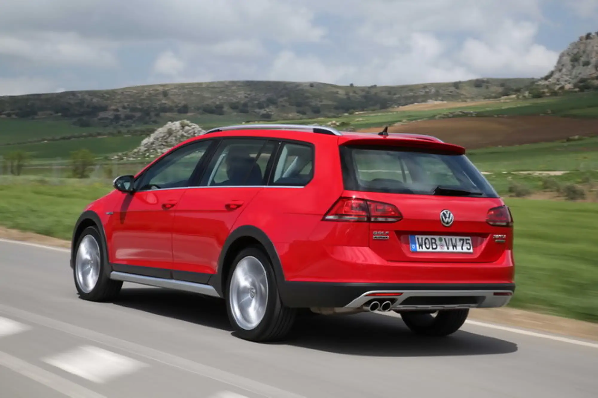 Volkswagen Golf Variant Alltrack, GTD, R: primo contatto - 149