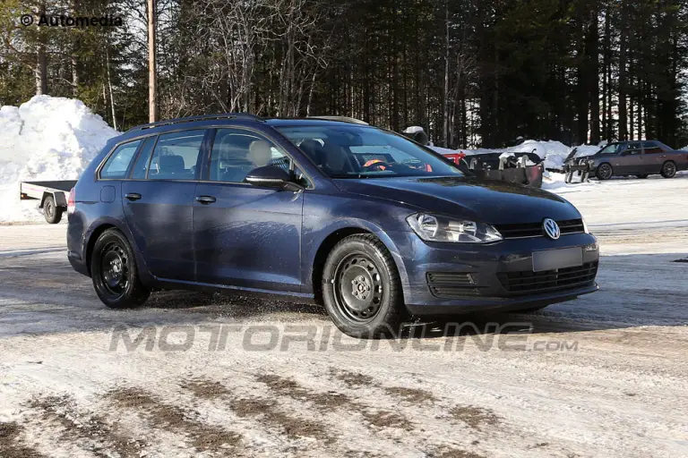 Volkswagen Golf Variant VII - Foto spia 28-02-2013 - 2